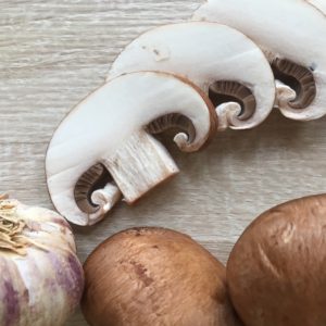 Champignons de Paris et ail