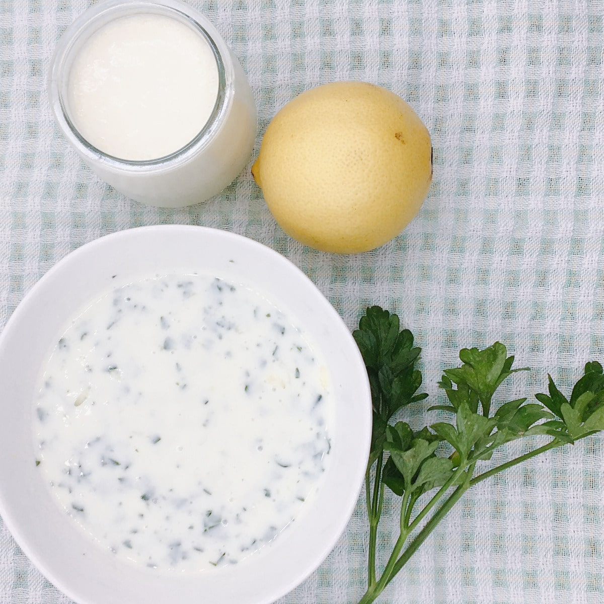Sauce au yaourt citronnée