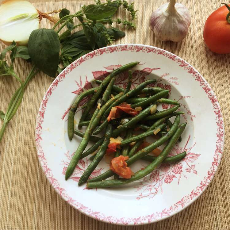 Haricots verts à la tomate