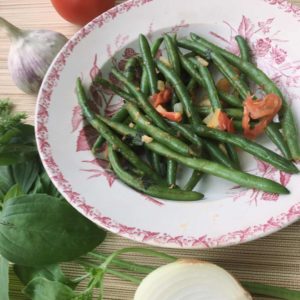 Haricots verts sautés à la tomate